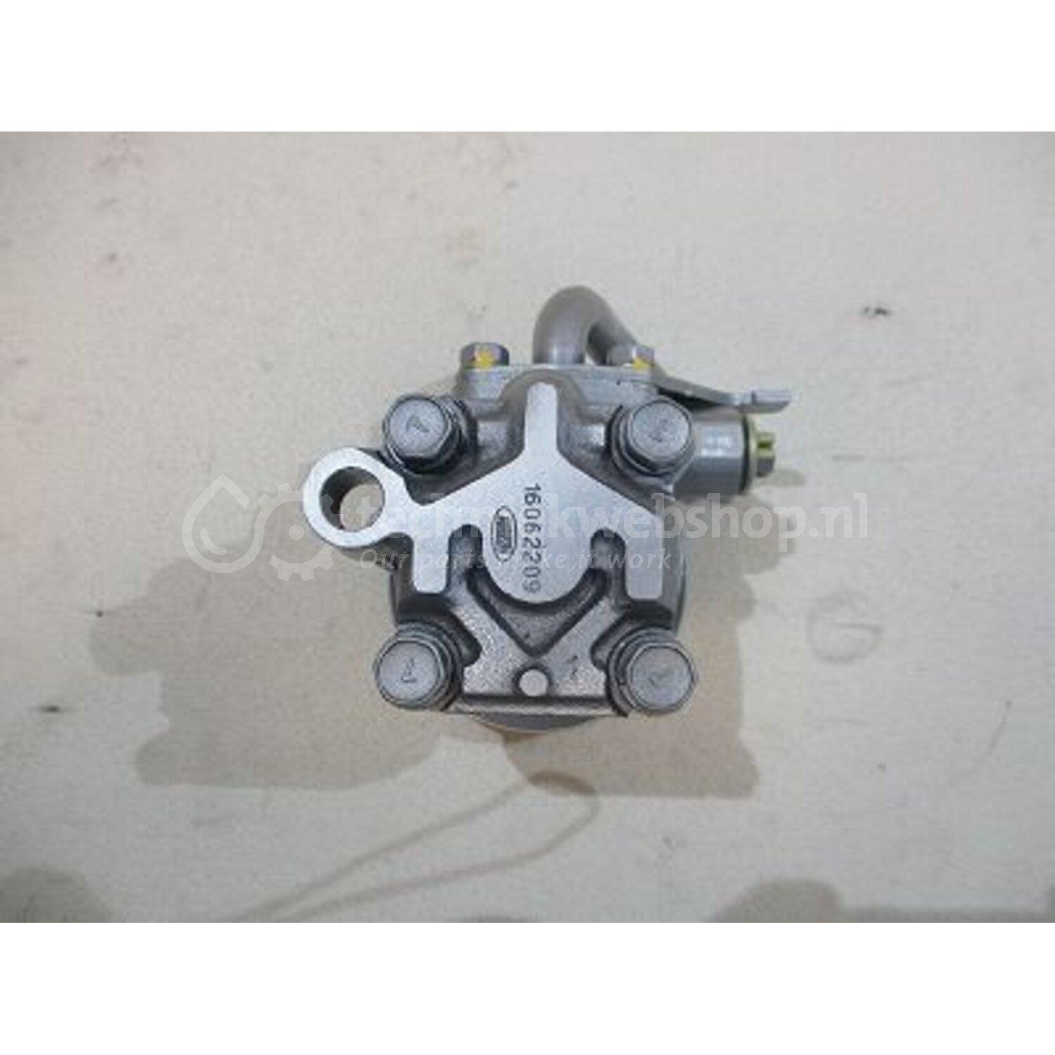 URW Servo pomp - 32-77519 | Werkwijze: Hydraulisch - Techniekwebshop.nl