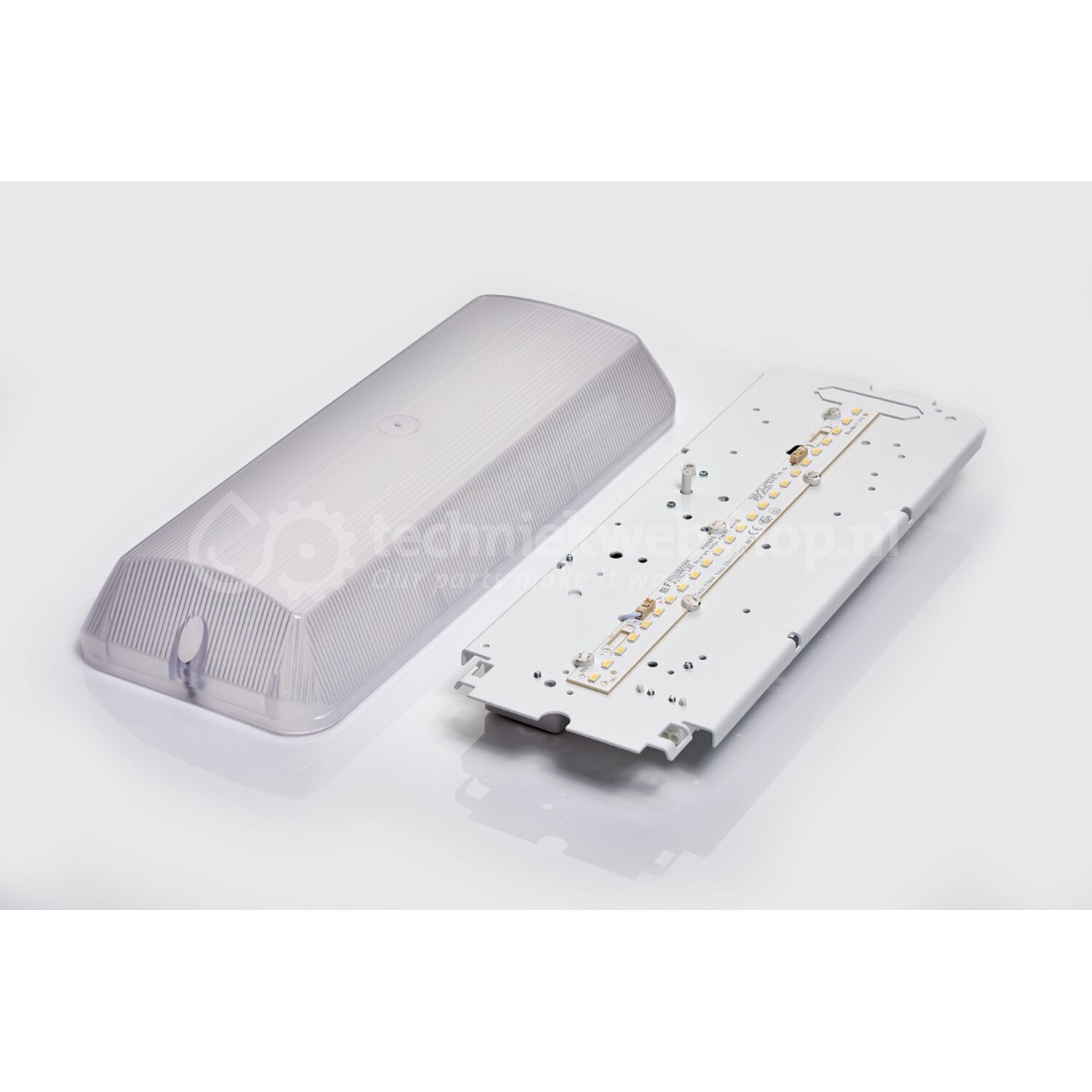 LIGHTRONICS TPN - TPN / OPPLUS E 4-1050 FR ND, Noodverlichtingsarmatuur ...